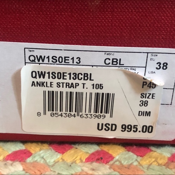 Valentino Garavani ankle strap rock stud pump sold - Picture 4 of 8